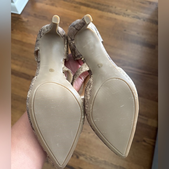 Liz Claiborne snake print heels size 8 - Picture 5 of 5